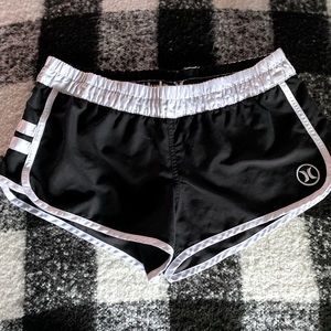 Hurley  multi purpose shorts